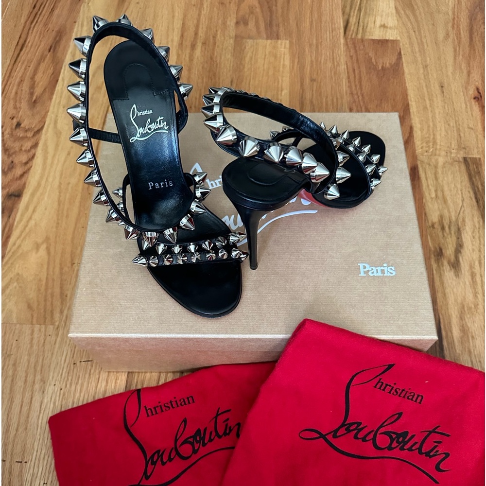 38.5 Spiked strap 100, worn twice